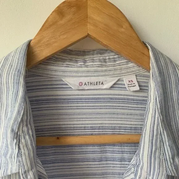 ATHLETA MICRO STRIPE PENINSULA BLUE WHITE TOP - Picture 5 of 8